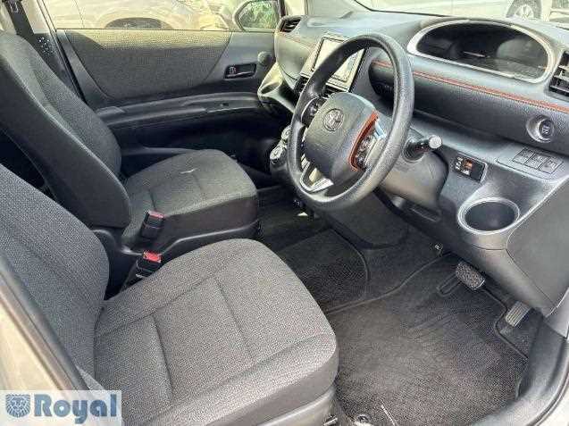Toyota Sienta 2021 photo 5