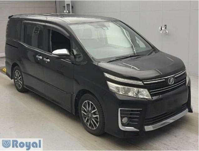Toyota Voxy 2016 photo 3