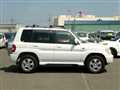 2002 Mitsubishi Pajero iO