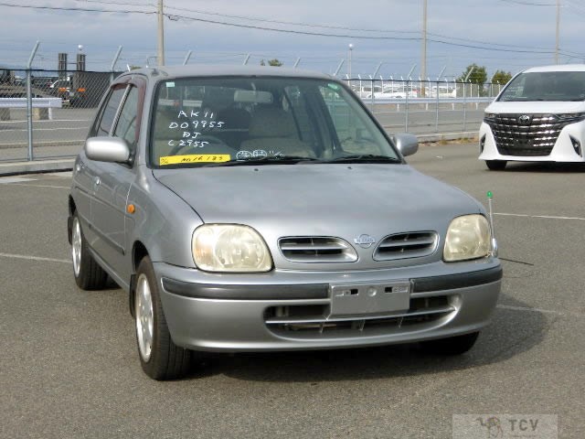 2001 Nissan March