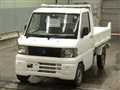 2001 Mitsubishi Minicab Truck