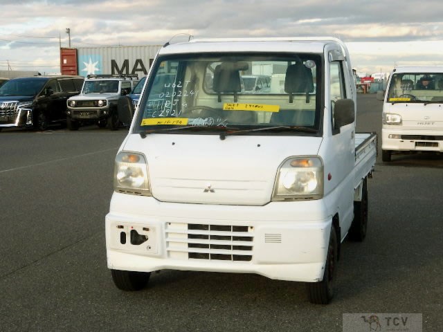 2000 Mitsubishi Minicab Truck