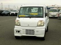 2000 Mitsubishi Minicab Truck