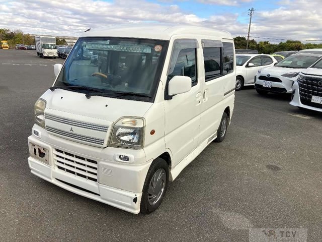 2000 Mitsubishi Town Box