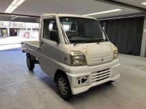 2000 Mitsubishi Minicab Truck