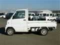 2000 Mitsubishi Minicab Truck