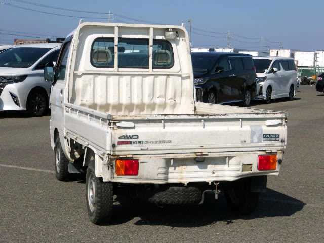 Daihatsu Hijet Truck 2001 photo 2
