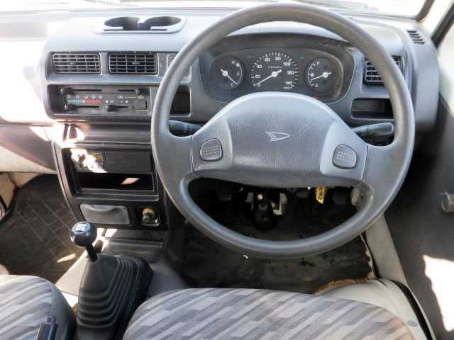 Daihatsu Hijet Truck 2001 photo 5