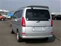 2001 Nissan Serena