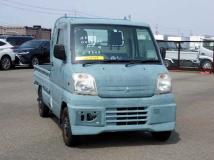 2000 Mitsubishi Minicab Truck