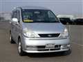 2001 Nissan Serena