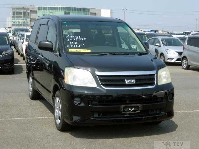 2007 Toyota Noah