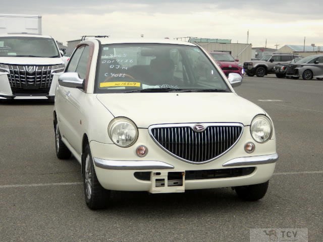 2000 Daihatsu Opti