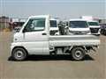 2000 Mitsubishi Minicab Truck