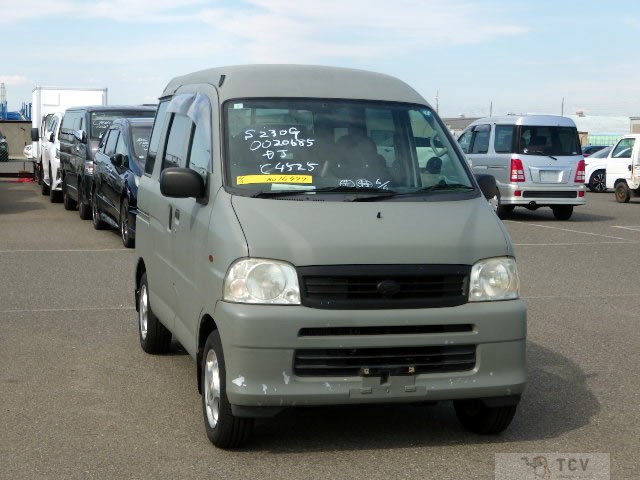 2001 Daihatsu Atrai