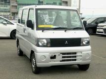 2001 Mitsubishi Minicab Van