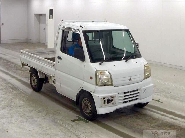 2000 Mitsubishi Minicab Truck