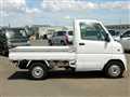 2000 Mitsubishi Minicab Truck