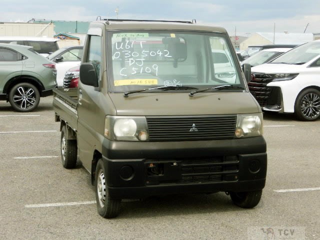 2001 Mitsubishi Minicab Truck