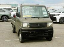 2001 Mitsubishi Minicab Truck