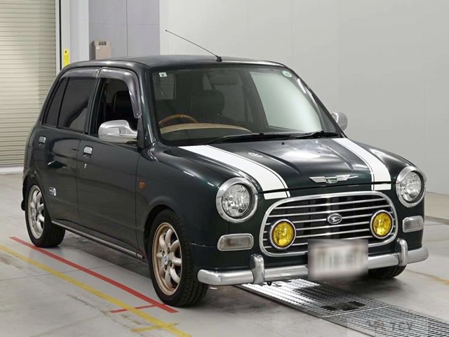 2001 Daihatsu Miragino