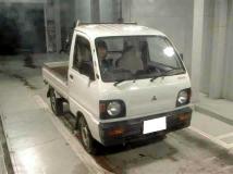 1992 Mitsubishi Minicab Truck