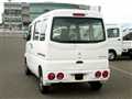 2000 Mitsubishi Minicab Van