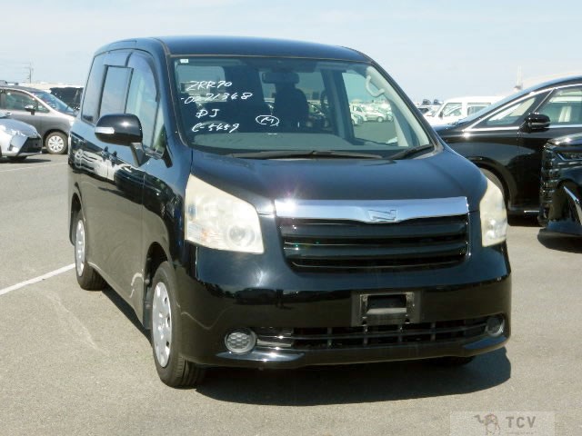 2009 Toyota Noah