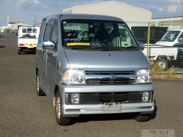 2001 Daihatsu Atrai