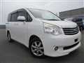 2011 Toyota Noah