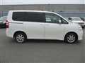 2011 Toyota Noah
