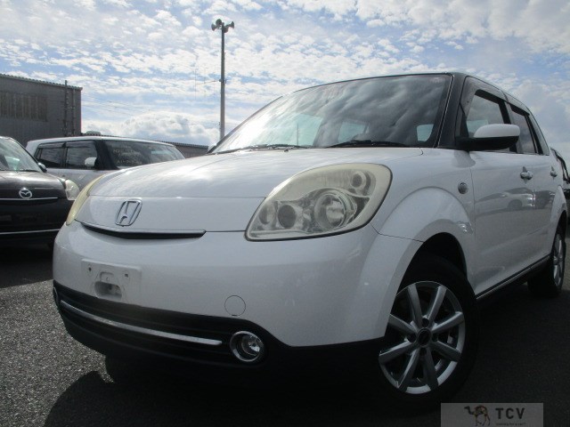 2008 Mazda Verisa