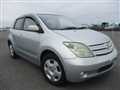 2005 Toyota IST