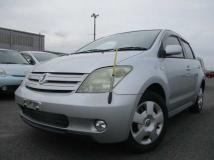 2005 Toyota IST