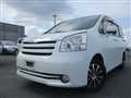 2009 Toyota Noah