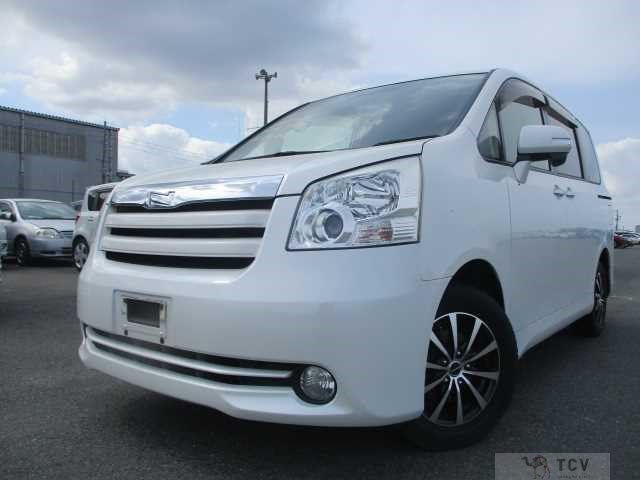 2009 Toyota Noah