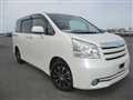 2009 Toyota Noah