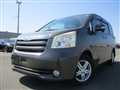 2009 Toyota Noah