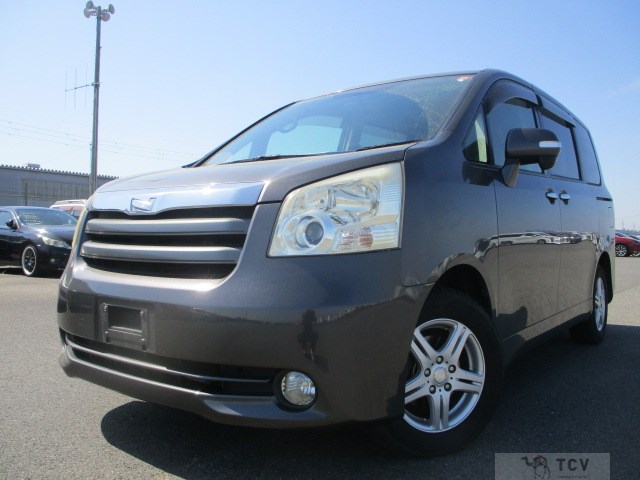 2009 Toyota Noah