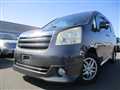 2010 Toyota Noah