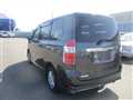 2010 Toyota Noah