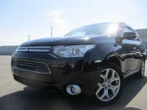2013 Mitsubishi OUTLANDER PHEV