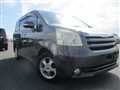 2010 Toyota Noah