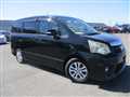 2010 Toyota Noah