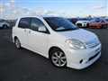 2003 Toyota Raum