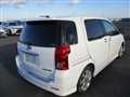 2003 Toyota Raum