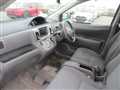 2004 Toyota Raum
