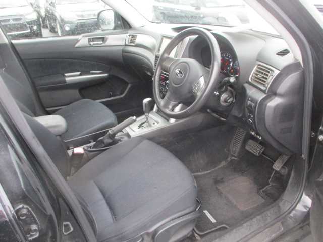 Subaru Forester 2010 photo 4