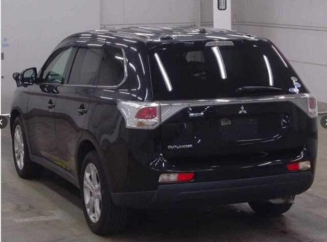Mitsubishi Outlander 2013 photo 2