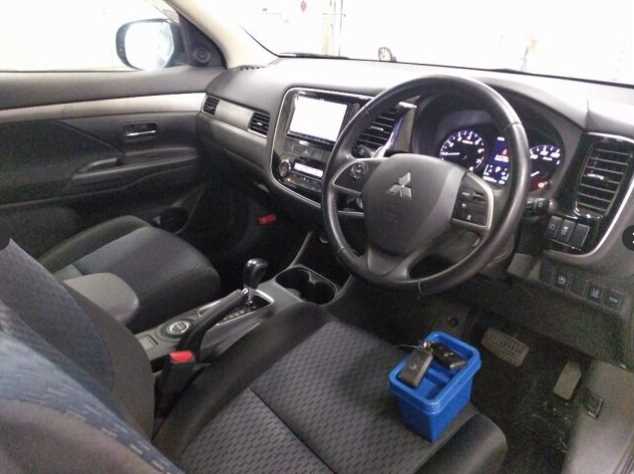 Mitsubishi Outlander 2013 photo 3